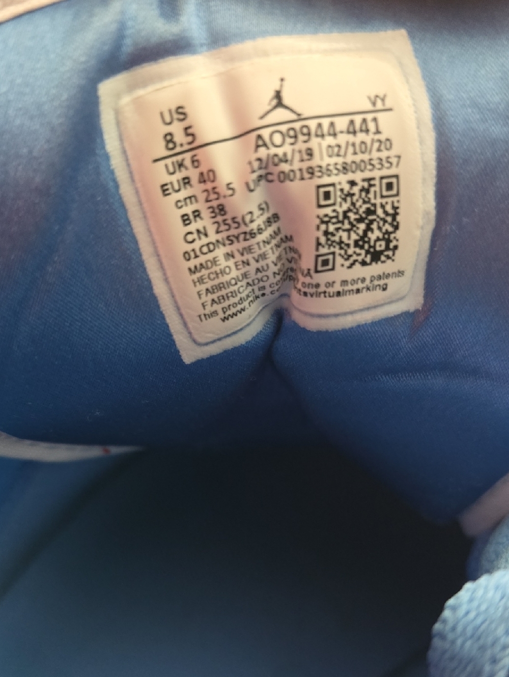 Jordan Low 1 - Picture 6 of 7